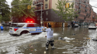 Banjir New York Membuat Kota Lumpuh